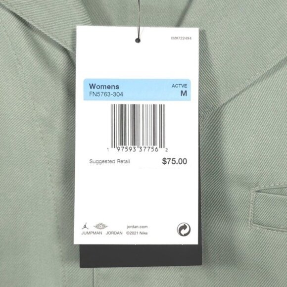 NWT JORDAN Women's Top Button Up Shirt MEDIUM Lyocell Flight Classics FN5763-304 - Picture 11 of 12